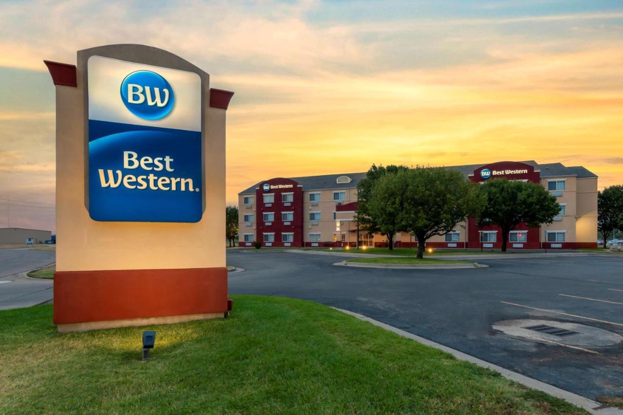 Best Western Governors Inn And Suites Wichita Exterior photo
